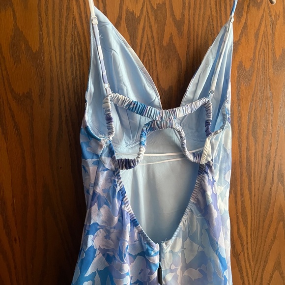 Hello Molly LUXE SERENITY MAXI DRESS BLUE - Picture 4 of 5